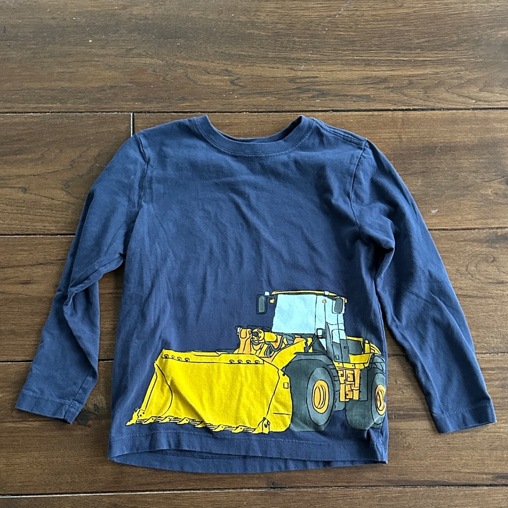 Hanna Andersson Navy and Yellow Bulldozer Long Sleeve Tee